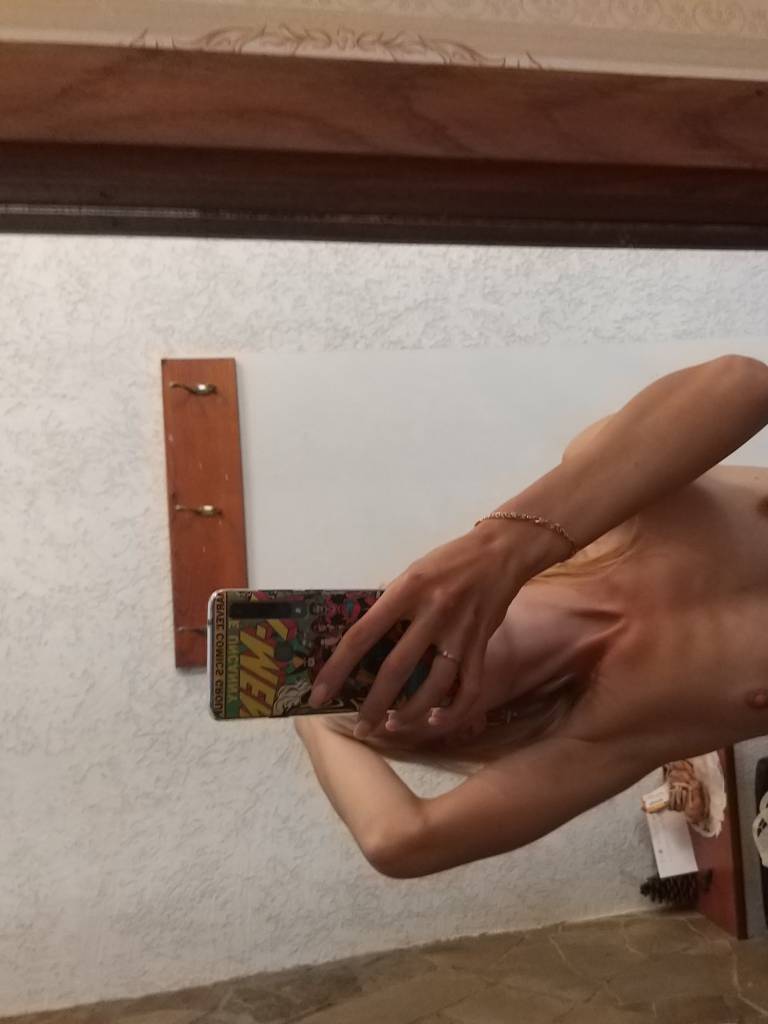 escort girl  Martigues